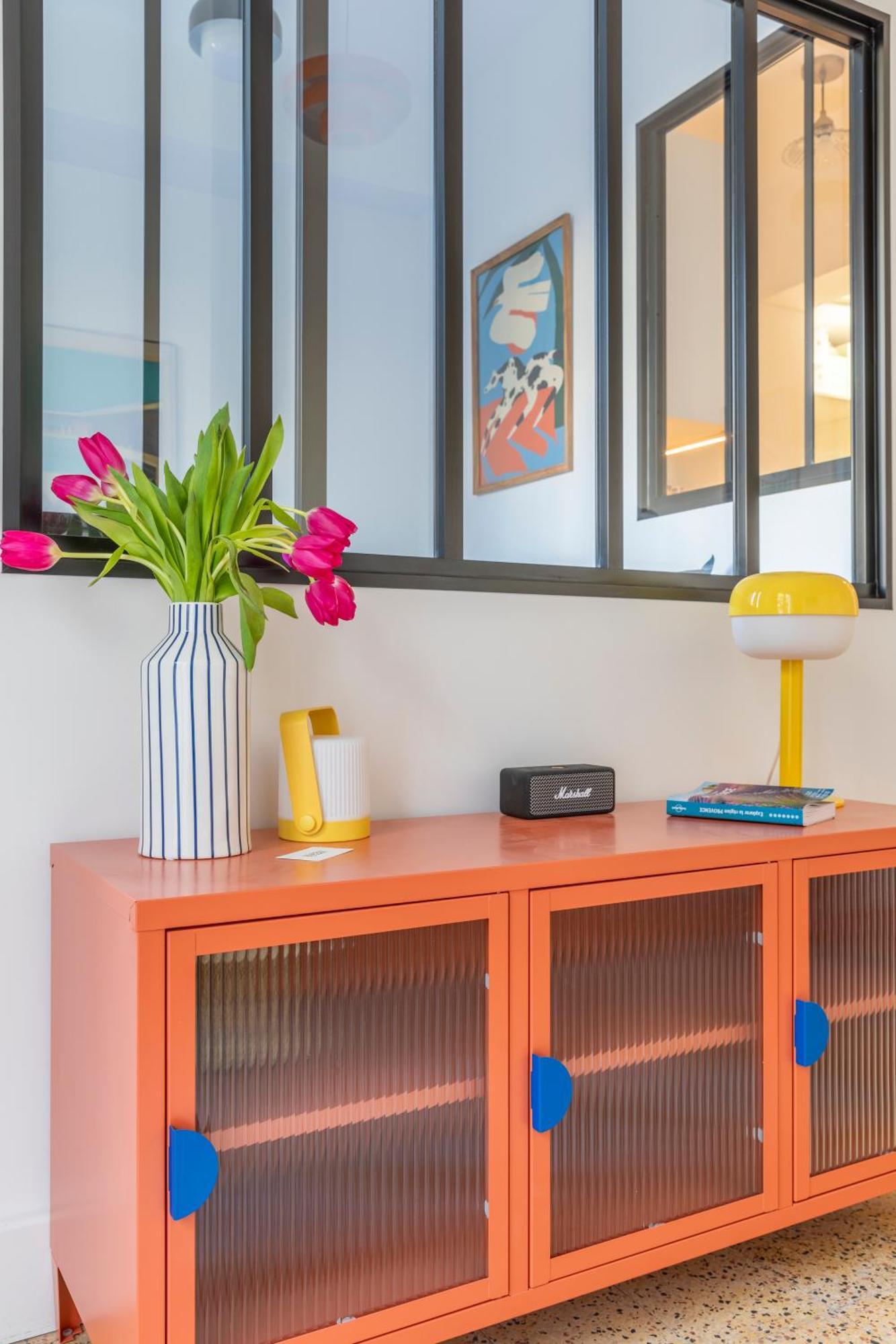 Appartement Petit Jaune, T2 Centre Avec Balcon *